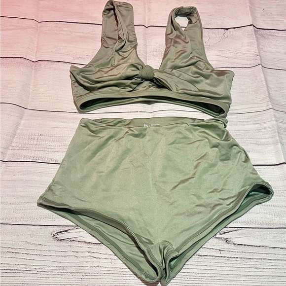 Buffbunny Collection Other - BuffBunny Mojito Swim Set